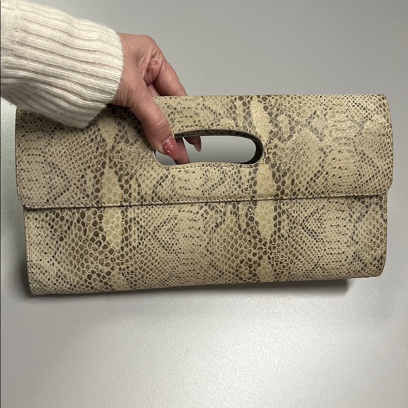 Hobo Leather Snakeskin Print Clutch Bag - Picture 4 of 12